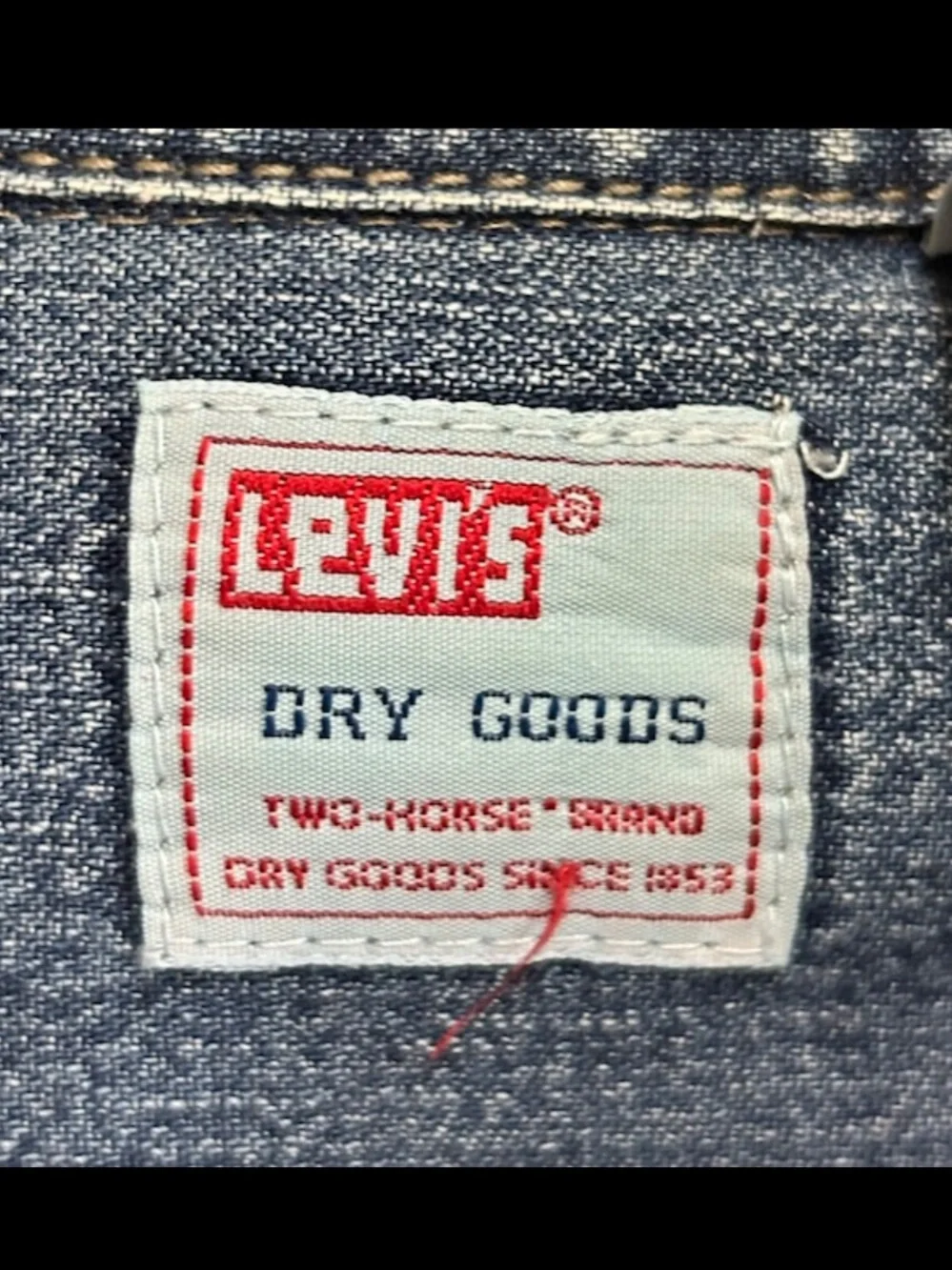 Levis chest armpit